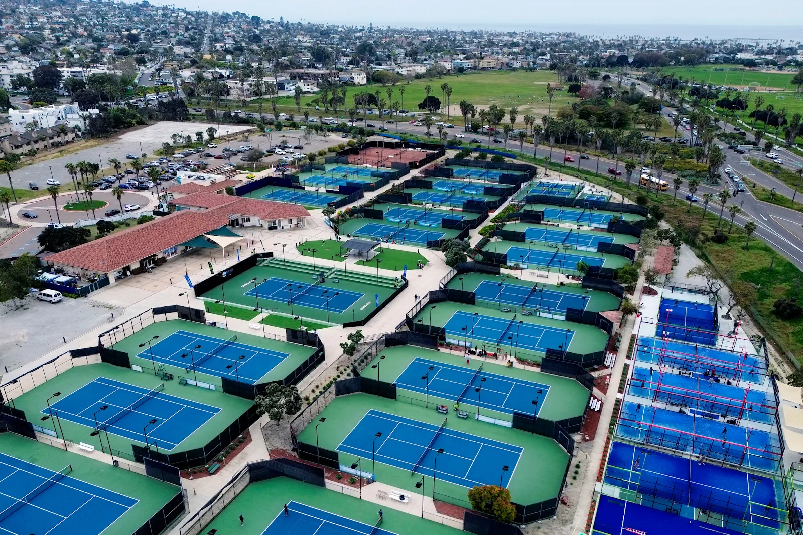 Family-friendly pickleball facilities in Orlando, Florida